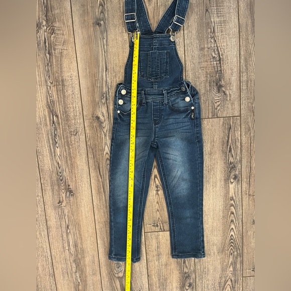 Silver Jeans Co. NISHA Girls Denim Overalls - Size 110cm (approx. age 4-5) - Picture 6 of 7